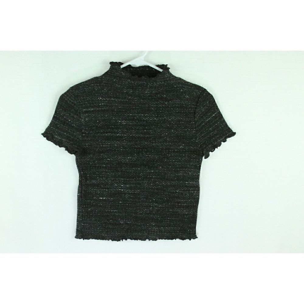 Forever 21 Top Medium Black Juniors pullover ruffle stretch